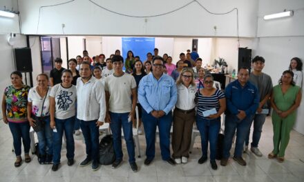 Estudiantes de nivel superior de Tuxpan recibieron Becas TC Energía