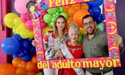 Gobierno y DIF Tuxpan celebran el Día del Adulto Mayor