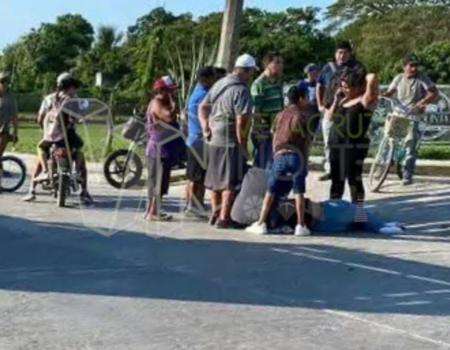 Álamo: Joven motociclista derrapa frente a las jugueras