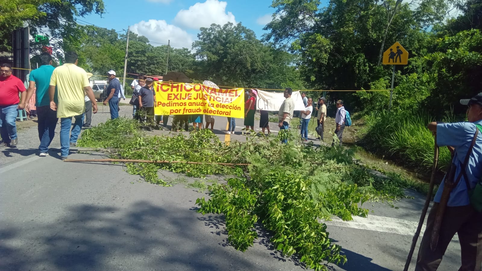 Protesta en Chiconamel: Exigen anulación de elecciones