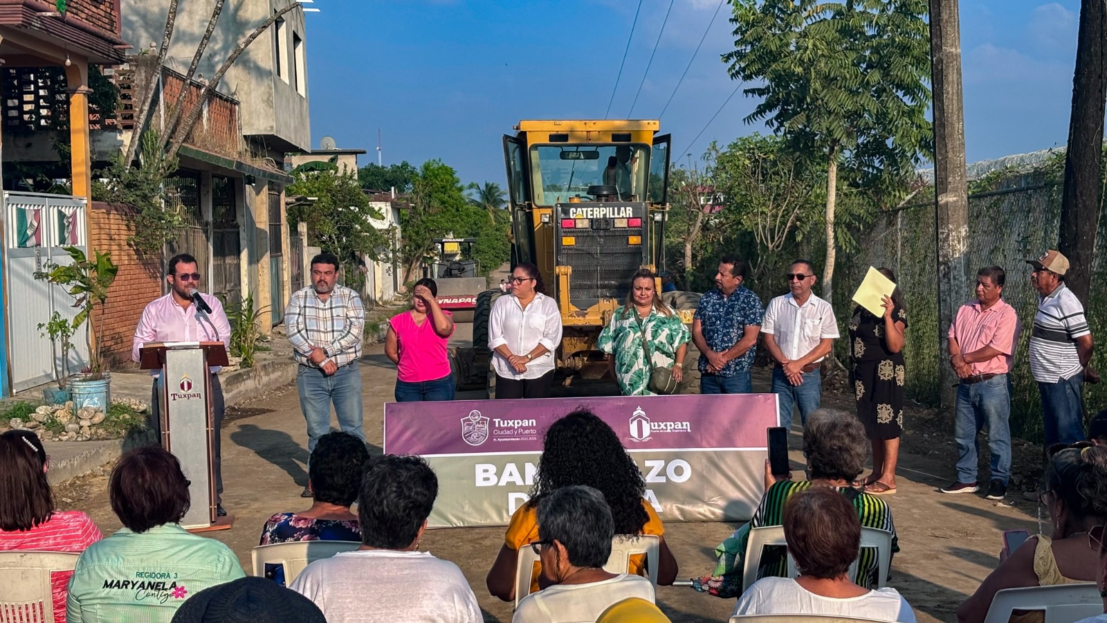 Inicia la construcción de la carretera a Monte Grande: será de concreto asfáltico y de la mejor calidad