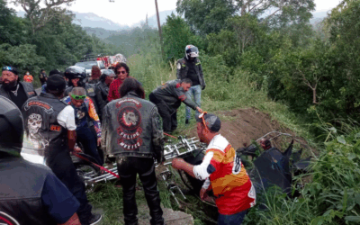 ¡Iban al Motofest en Tecolutla! Motociclistas heridos tras accidente en la carretera Papantla-Gutiérrez Zamora