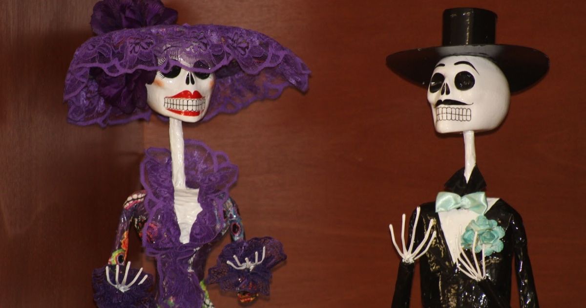 La Dirección de Cultura Tuxpan lanza convocatoria para el Concurso de Figura de Catrinas (cartonería)