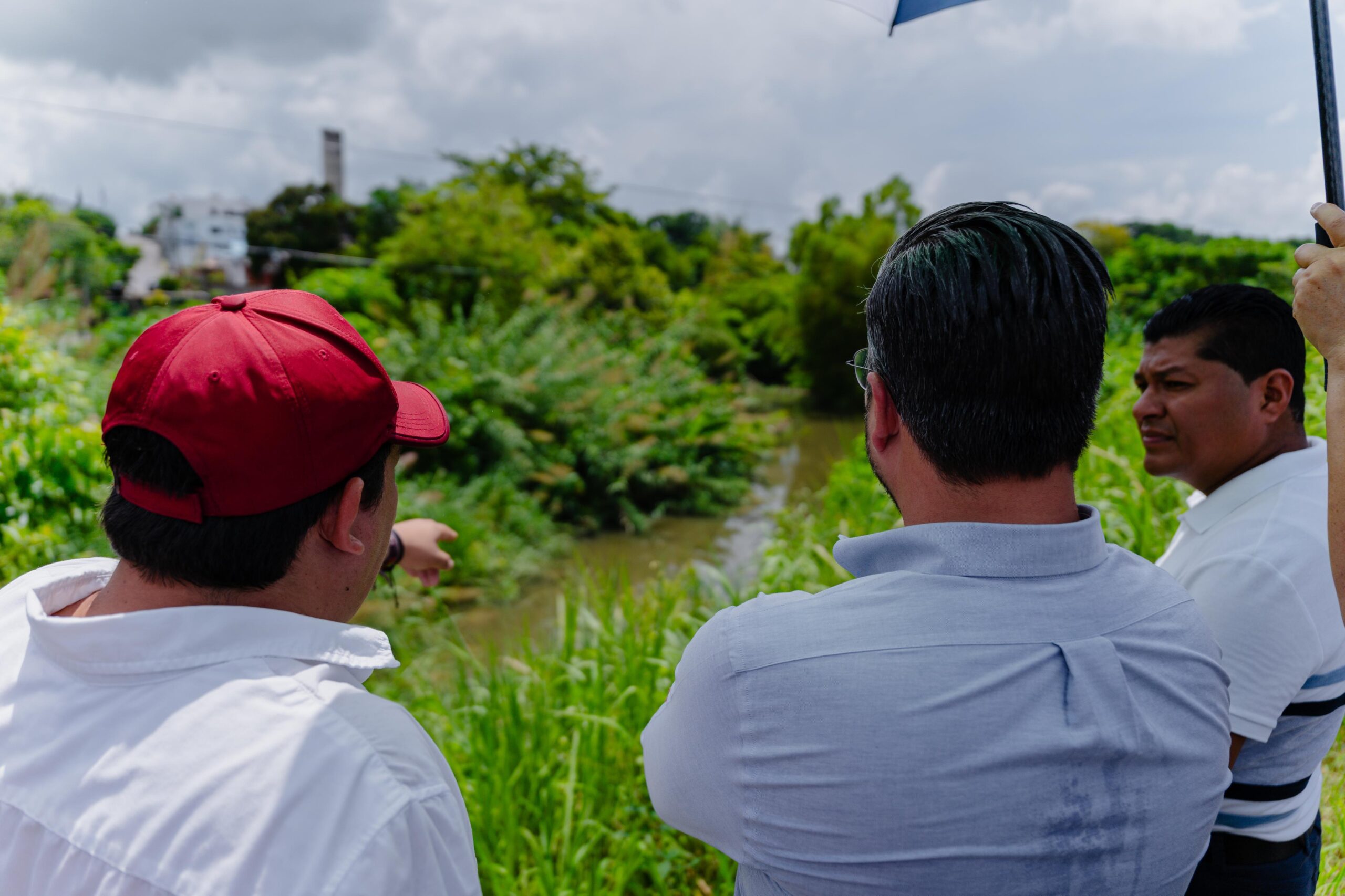 Daniel Cortina continúa gestionando acciones en beneficio y seguridad de Tuxpan