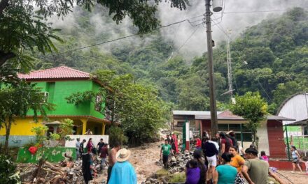 Ilamatlán y sus 23 localidades indígenas continúan incomunicadas