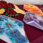 Jornadas Multidisciplinarias: Exitosa expo-venta de artículos elaborados con listón y cartón