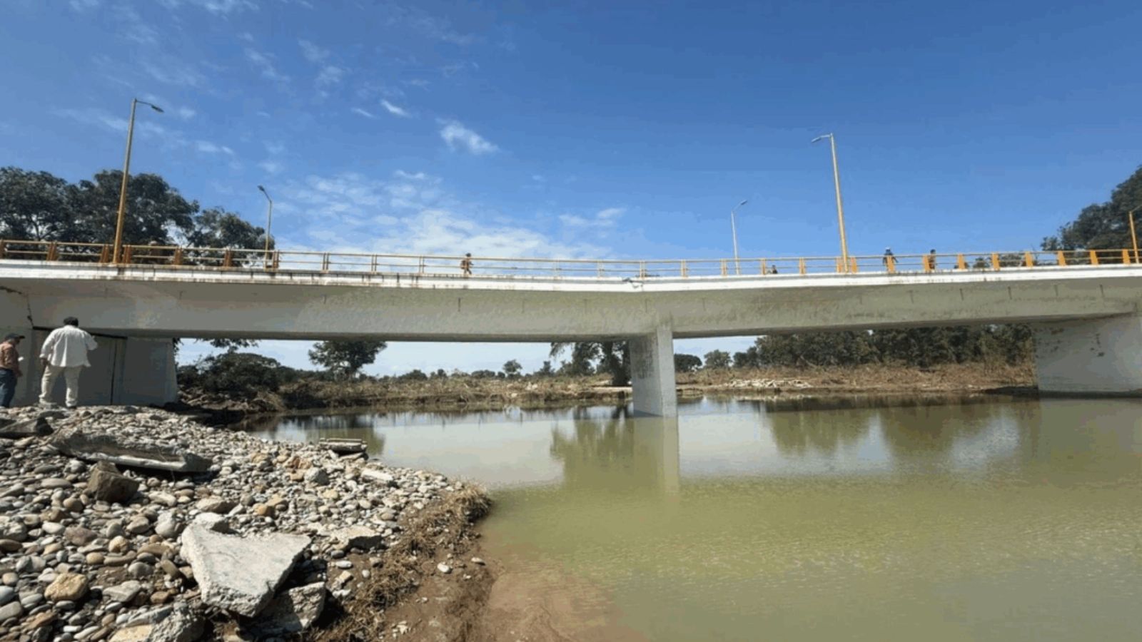 SICT cierra la circulación del Puente López Portillo 