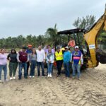 Daniel Cortina arranca limpieza de las playas de Tuxpan