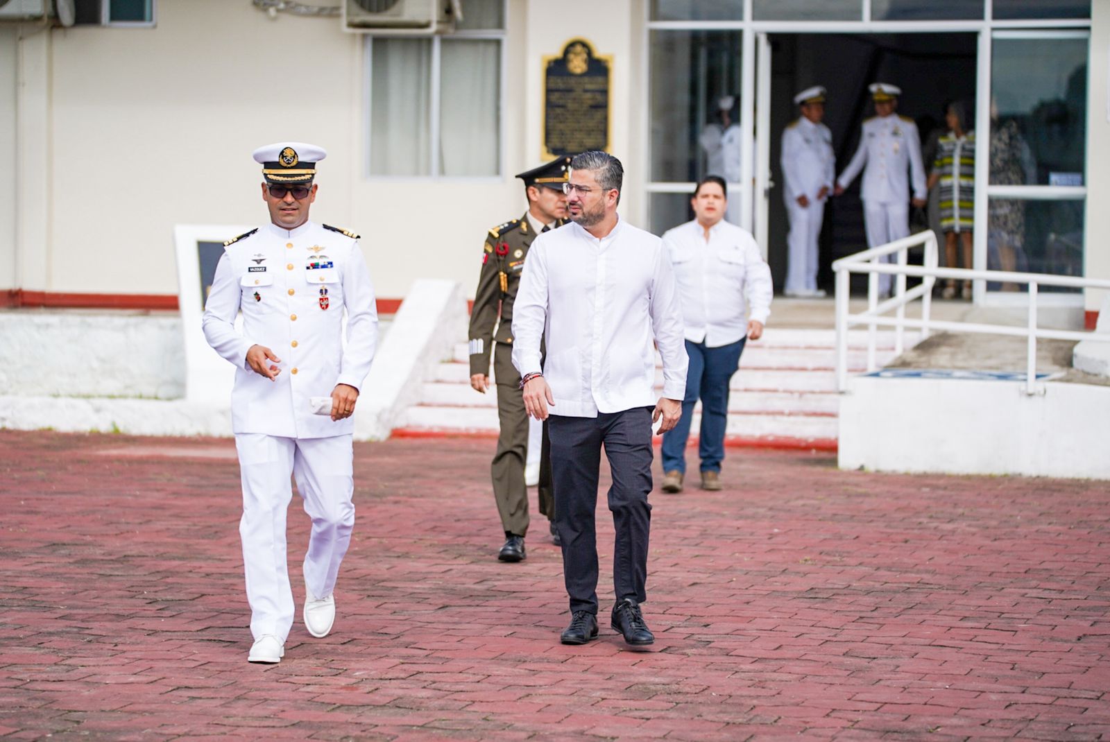 Daniel Cortina conmemora la creación de la Armada de México y el Día Nacional del Maíz en Tuxpan