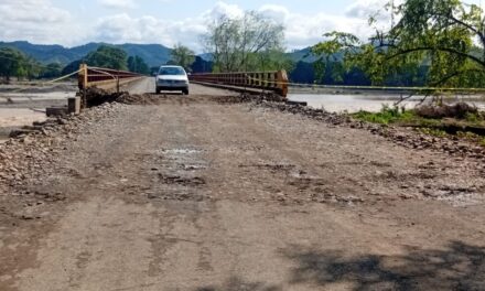 Ixhuatlán de Madero: reactivan paso por el puente Oxitempa