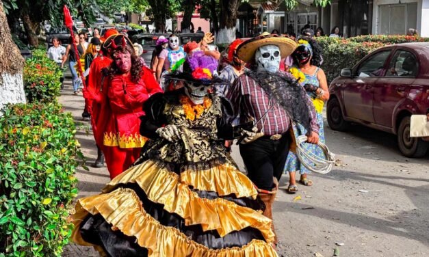 Con el programa cultural “Ruta de las Almas”,  Tuxpan celebró el Día de Muertos