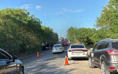 Pánuco: Joven conductor lesionado tras volcadura en la carretera Tampico-Valles