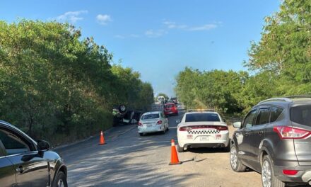 Pánuco: Joven conductor lesionado tras volcadura en la carretera Tampico-Valles