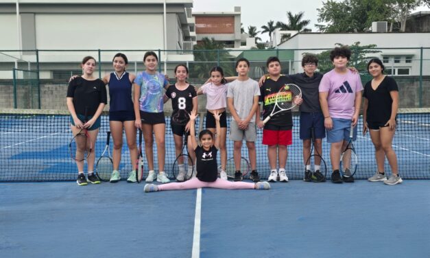 Padres Impulsan Clínica de Tenis en Tuxpan- La Plataforma que Llevará a sus Hijos al Ranking Nacional