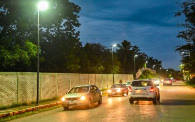 La carretera Tuxpan-Tampico ya cuenta con alumbrado público de luminarias solares