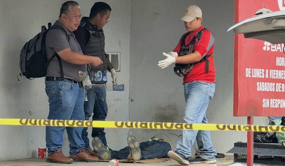 Poza Rica: Hallan a hombre sin vida en el estacionamiento de Banorte