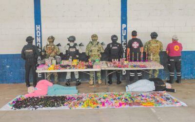 DECOMISO DE PIROTECNIA EN OPERATIVO EN TUXPAN