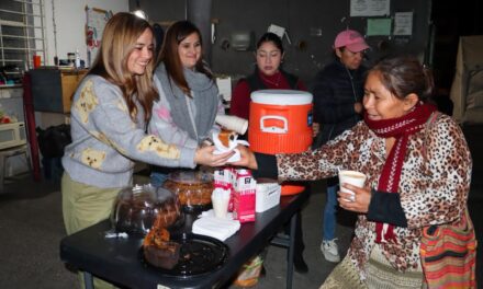 Gobierno y DIF Tuxpan brindan apoyo a familias de pacientes ante las bajas temperaturas