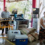 El alcalde Daniel Cortina hace entrega de equipos para el sector tortillero, junto al DIF Municipal.